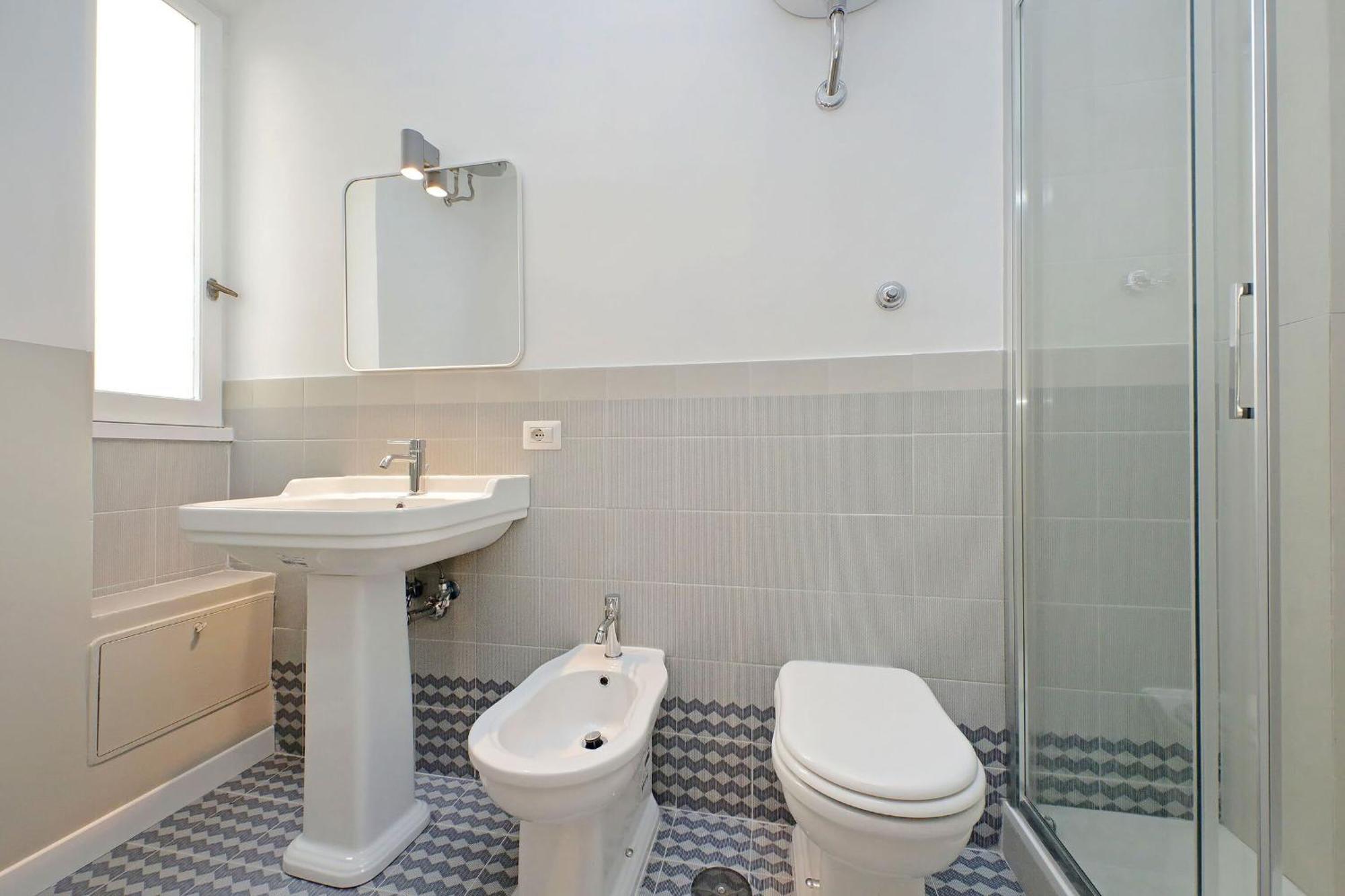 Apartment Caprareccia In Monti By Halldis